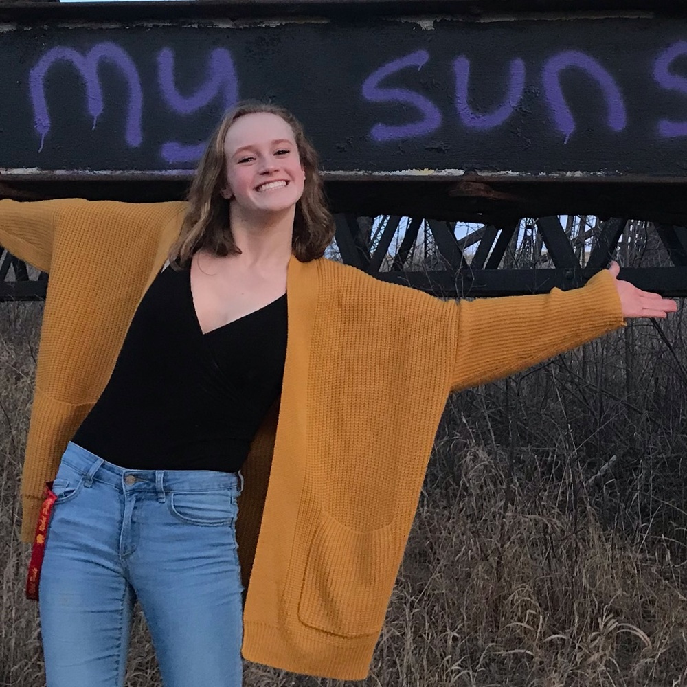 Meet your Posher, Kelli